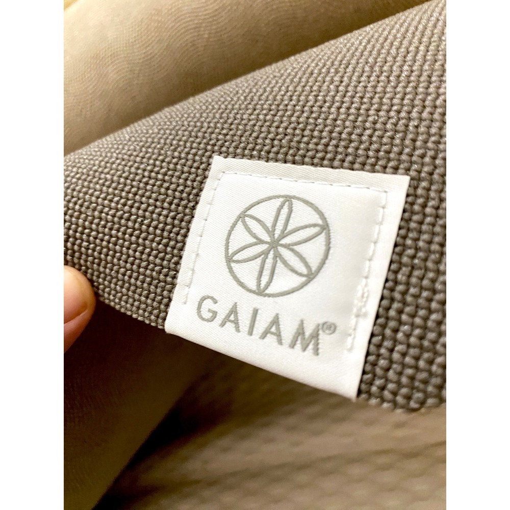 Gaiam Yoga Mat Beige Grey Textured Non-Slip Pilates Fitness Exercise Mat